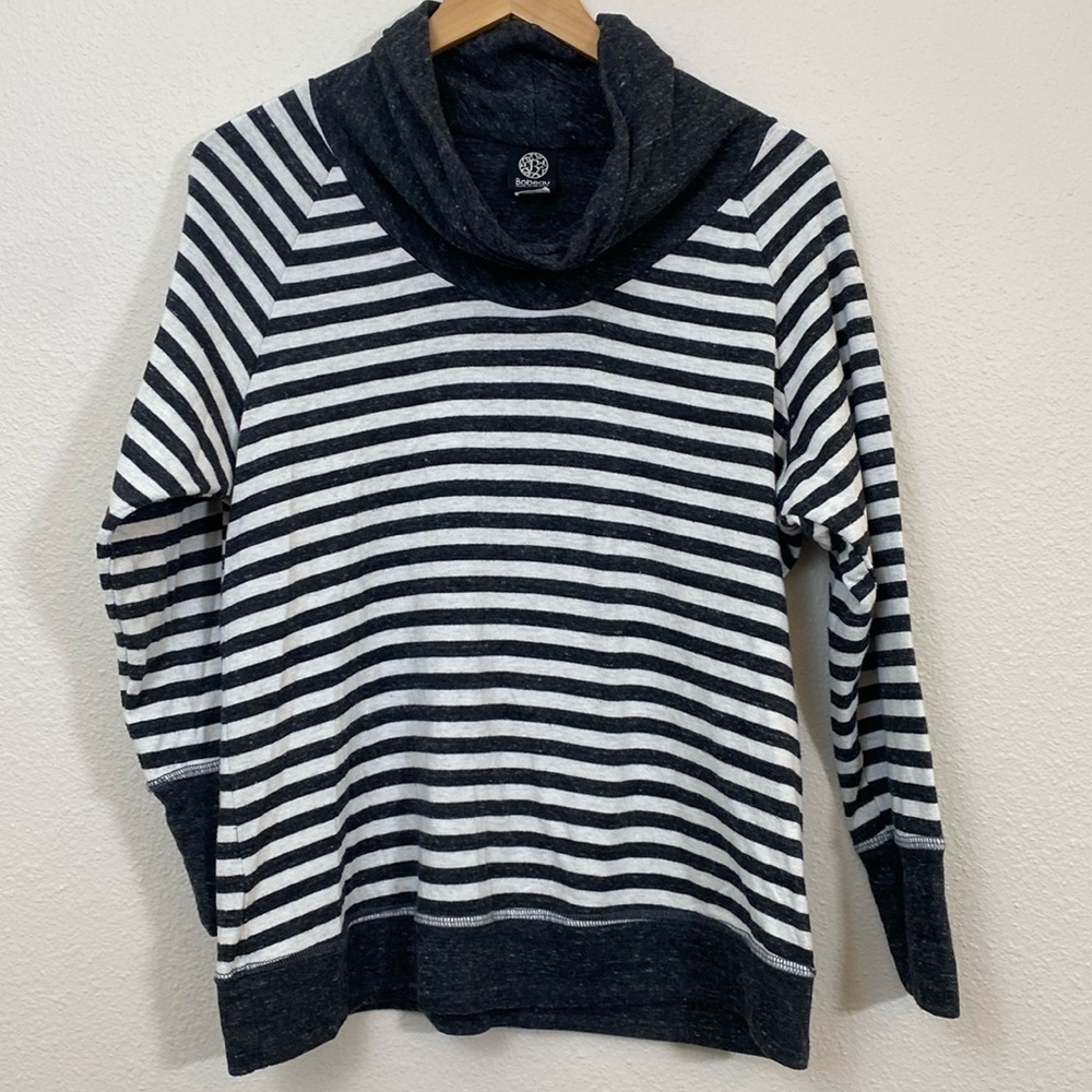 Bobeau Cowl Neck Gray and White striped Sweater size XL